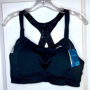 #22 Brooks Sports Bra Black 🖤